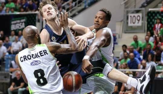 Fenerbahçe Doğuş şampiyonluğa çok yakın